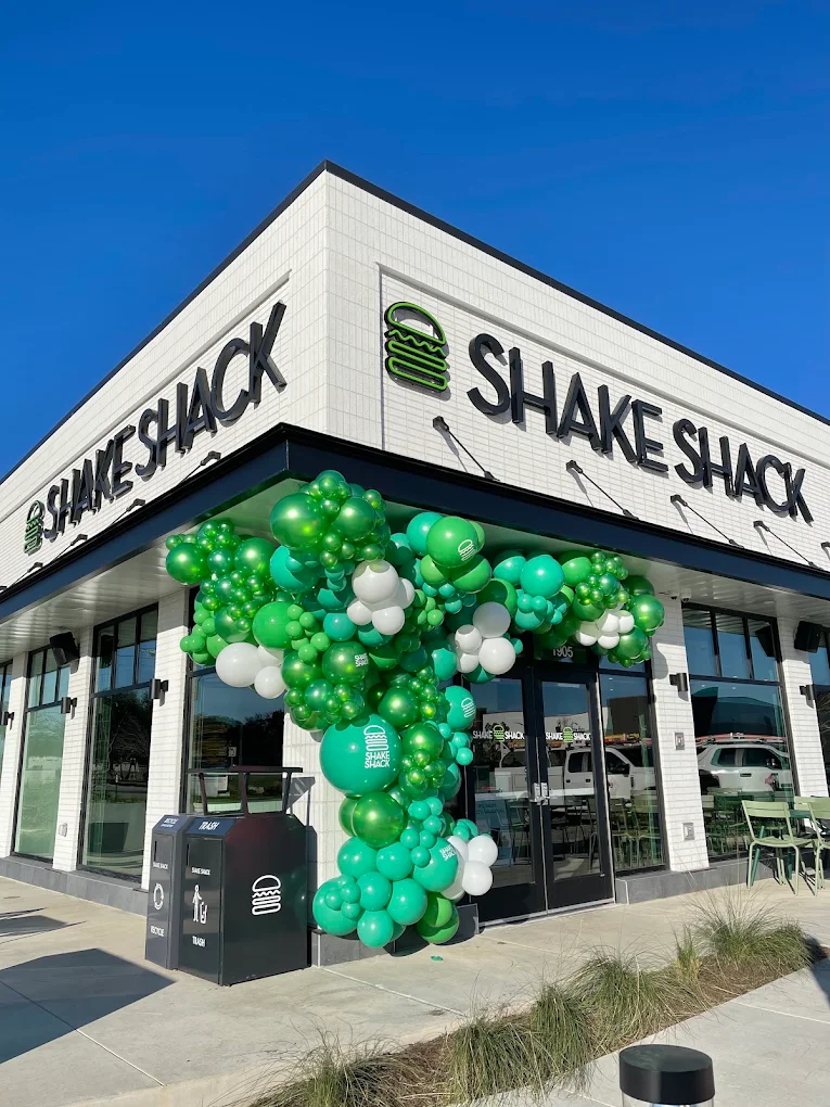 corporate balloon decor